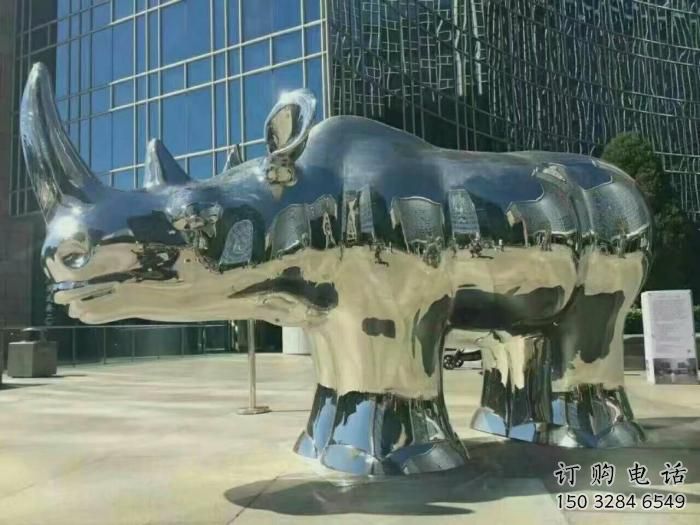 犀牛雕塑廠家 現(xiàn)代動物體系 不銹鋼犀牛雕塑廠