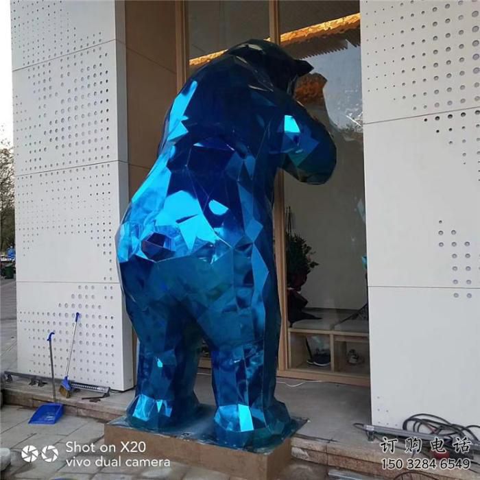 噴鍍北極熊雕塑廠家 大型北極熊雕塑廠家價(jià)格 噴鍍北極熊雕塑廠家 大型北極熊雕塑廠家價(jià)格