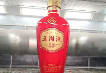 五糧液酒瓶雕塑廠家 景觀標(biāo)識 不銹鋼五糧液酒瓶雕塑
