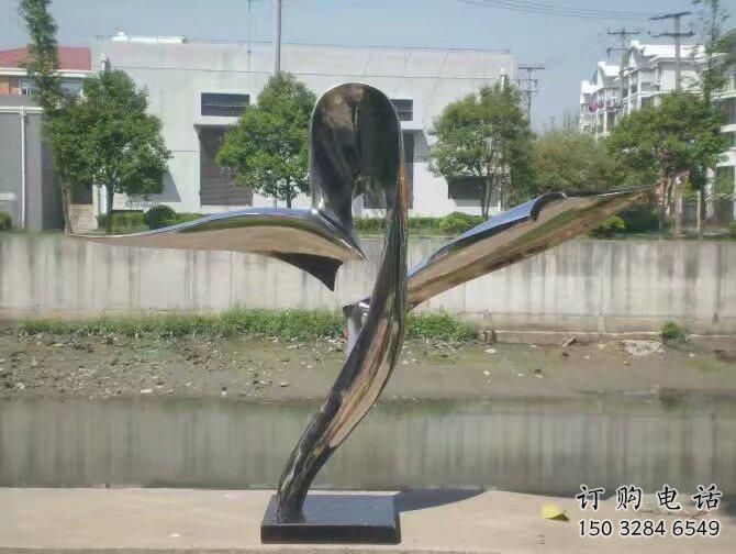 啞光飛鷹雕塑廠家 大型創(chuàng)意擺件 風(fēng)景區(qū)抽象飛鷹雕塑