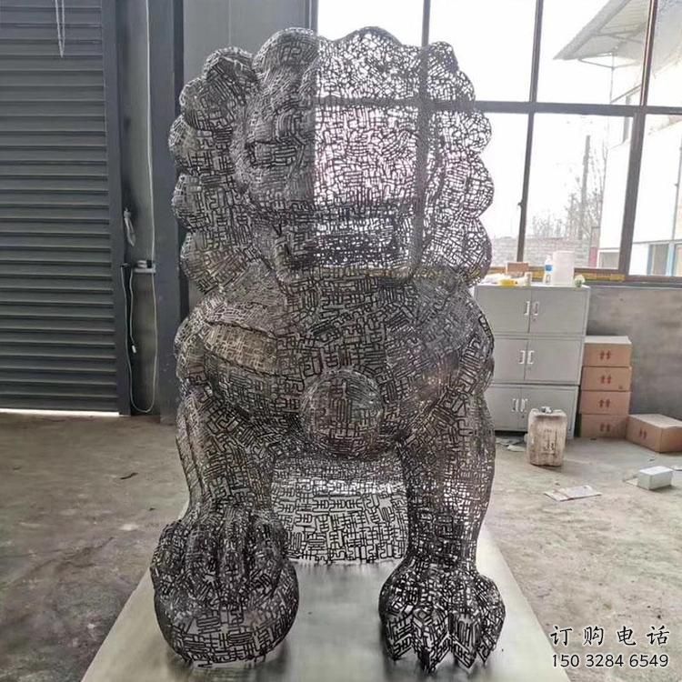 鏤空雄獅雕塑廠家 現(xiàn)代創(chuàng)意小品 室內異形雄獅雕塑
