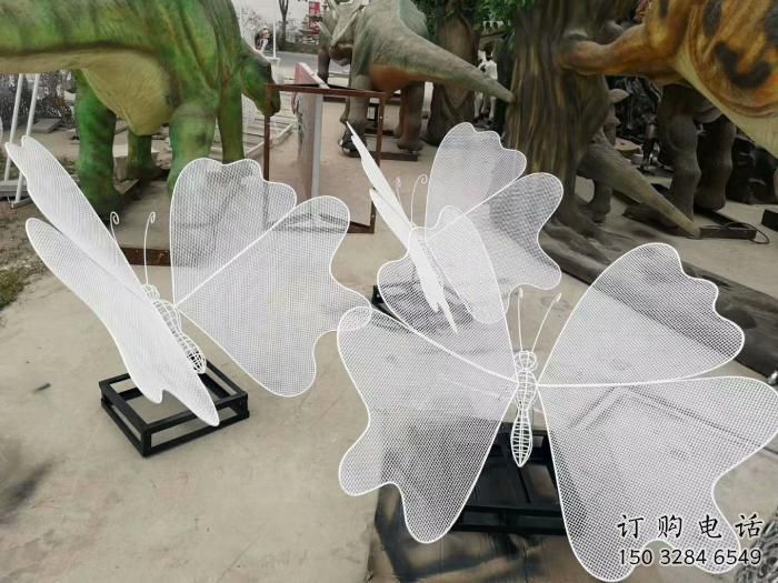 鏤空彩蝶雕塑廠家 現(xiàn)代抽象擺件 草地切面彩蝶雕塑 鏤空彩蝶雕塑廠家 現(xiàn)代抽象擺件 草地切面彩蝶雕塑