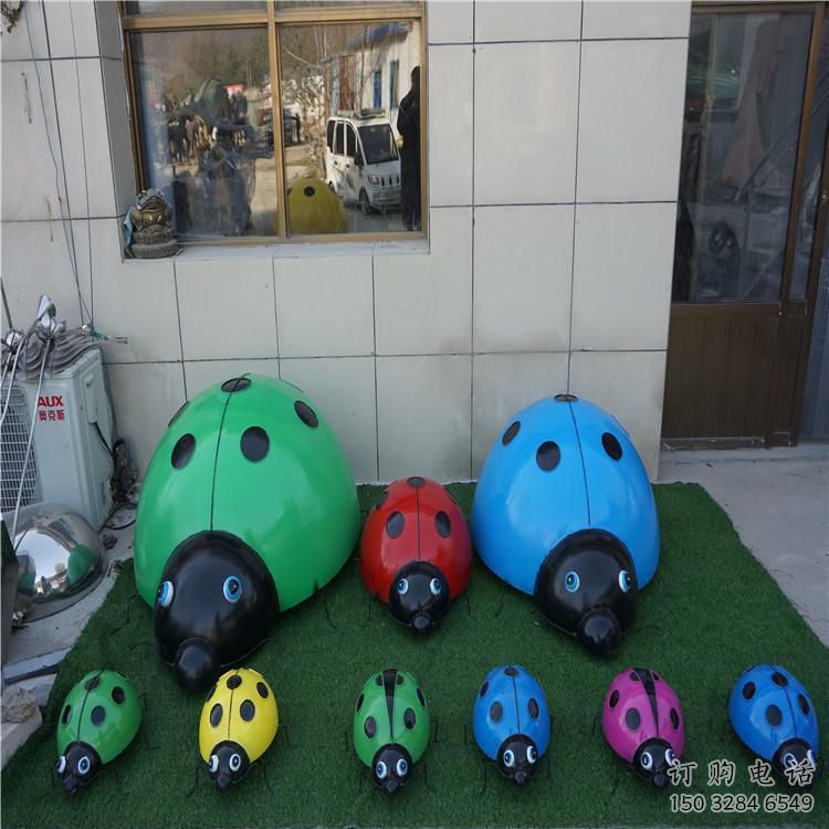 商場(chǎng)甲殼蟲(chóng)雕塑廠(chǎng)家 中式戶(hù)外小品 酒店拉絲甲殼蟲(chóng)雕塑