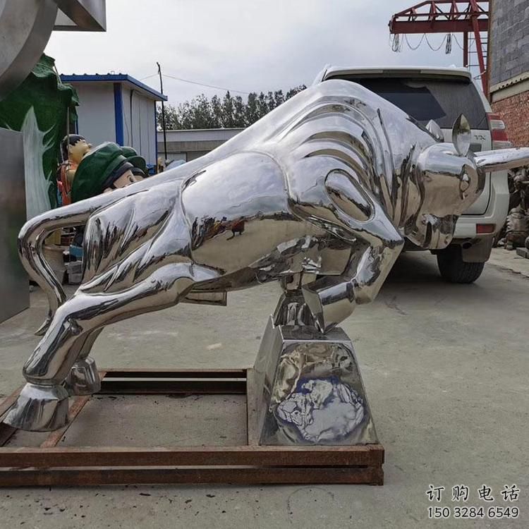 鏡面牛雕塑廠家 現(xiàn)代創(chuàng)意擺件 游樂場(chǎng)異形牛雕塑 鏡面牛雕塑廠家 現(xiàn)代創(chuàng)意擺件 游樂場(chǎng)異形牛雕塑
