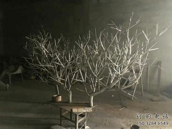 步行街鹿角雕塑廠家 創(chuàng)意鋼管擺件 公園切面鹿角雕塑 步行街鹿角雕塑廠家 創(chuàng)意鋼管擺件 公園切面鹿角雕塑