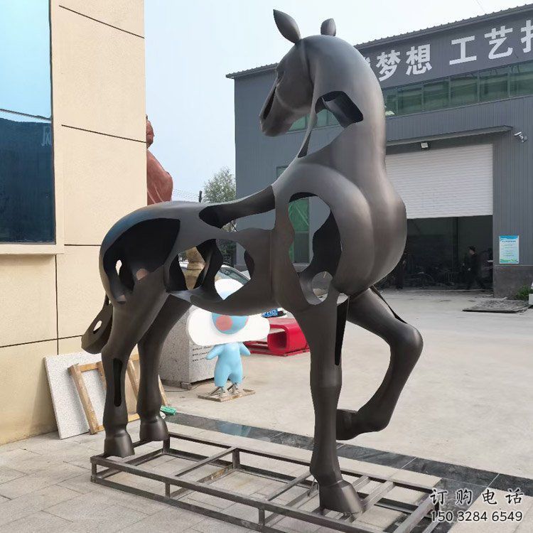 公園跑馬雕塑廠家 中式鏤空小品 風景區(qū)仿古跑馬雕塑 公園跑馬雕塑廠家 中式鏤空小品 風景區(qū)仿古跑馬雕塑