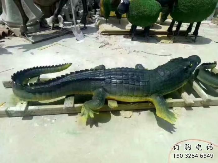 園林鱷魚雕塑廠家 大型酒店擺件 街道仿古鱷魚雕塑 園林鱷魚雕塑廠家 大型酒店擺件 街道仿古鱷魚雕塑