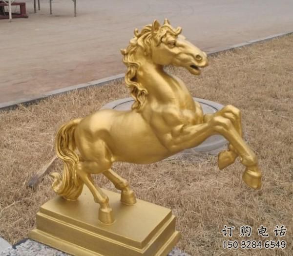 街道金馬雕塑廠家 創(chuàng)意村口小品 戶外拉絲金馬雕塑