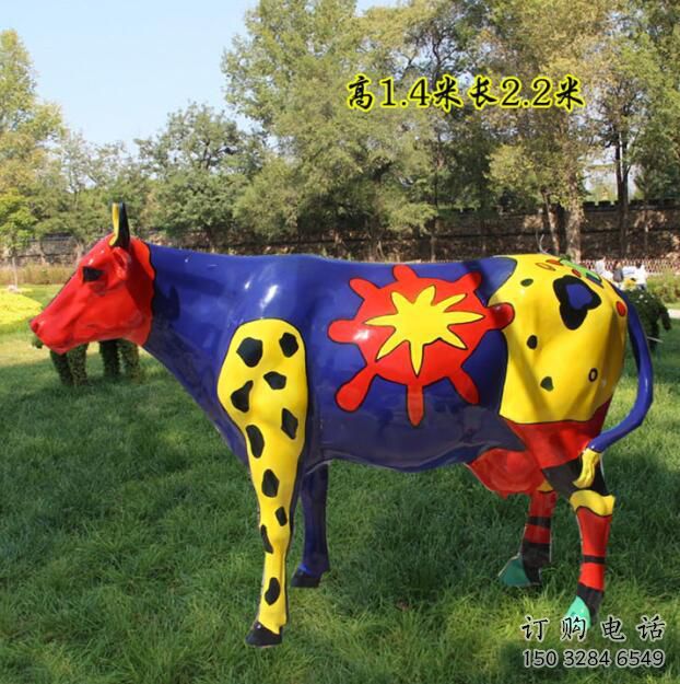 商業(yè)街花牛雕塑廠家 大型現(xiàn)代擺件 步行街異形花牛雕塑 商業(yè)街花牛雕塑廠家 大型現(xiàn)代擺件 步行街異形花牛雕塑