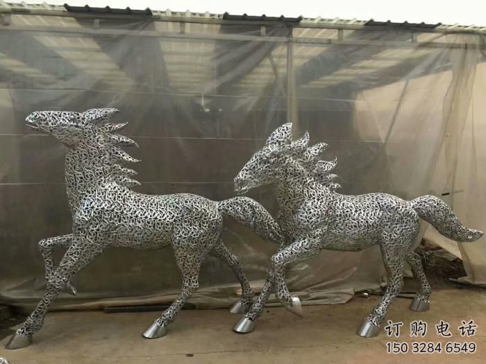 抽象花片馬雕塑廠家 公園創(chuàng)意擺件 戶外彩繪花片馬雕塑