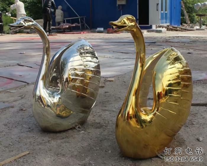 公園天鵝雕塑廠(chǎng)家 中式電鍍小品 風(fēng)景區(qū)抽象天鵝雕塑