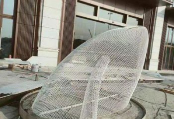 鏤空鯨魚雕塑廠家 現(xiàn)代抽象擺件 戶外切面鯨魚雕塑