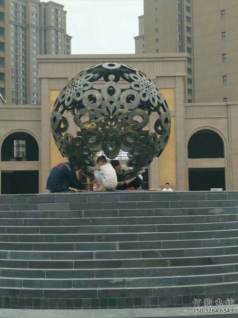 鏤空球狀雕塑廠家 中式廣場(chǎng)小品 戶外不銹鋼球狀雕塑 鏤空球狀雕塑廠家 中式廣場(chǎng)小品 戶外不銹鋼球狀雕塑