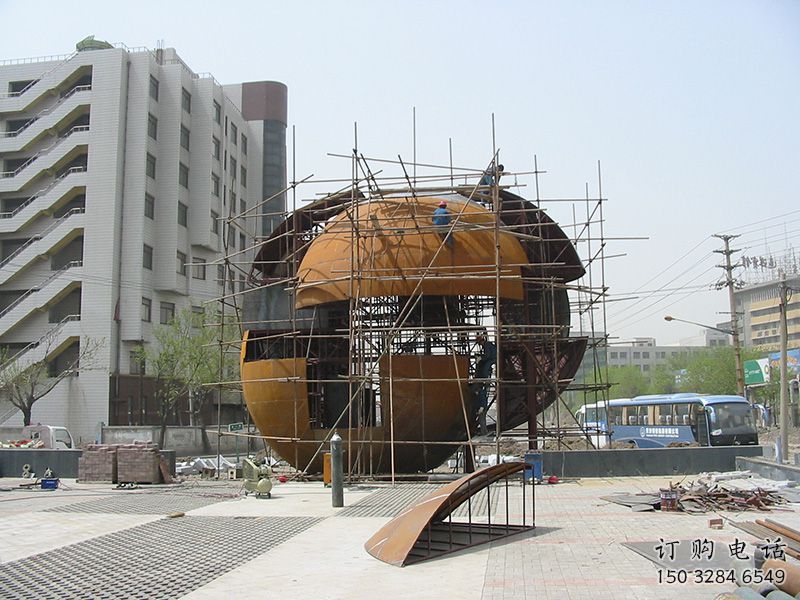 大型球體雕塑廠家 鍛造公園小品 廣場(chǎng)不銹鋼球體雕塑