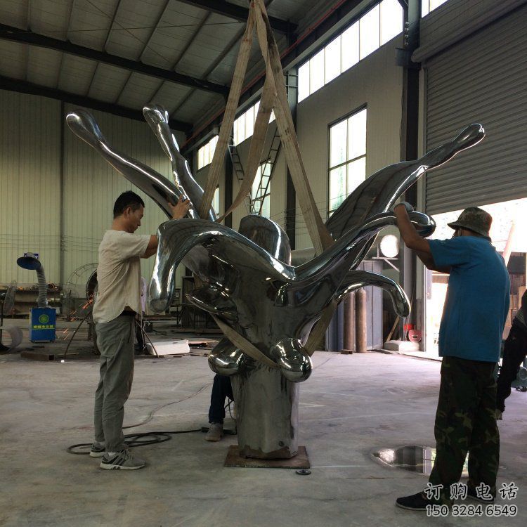 房地產(chǎn)水花雕塑廠家 鏡面擺件 鍛造不銹鋼水花雕塑生產(chǎn) 房地產(chǎn)水花雕塑廠家 鏡面擺件 鍛造不銹鋼水花雕塑生產(chǎn)
