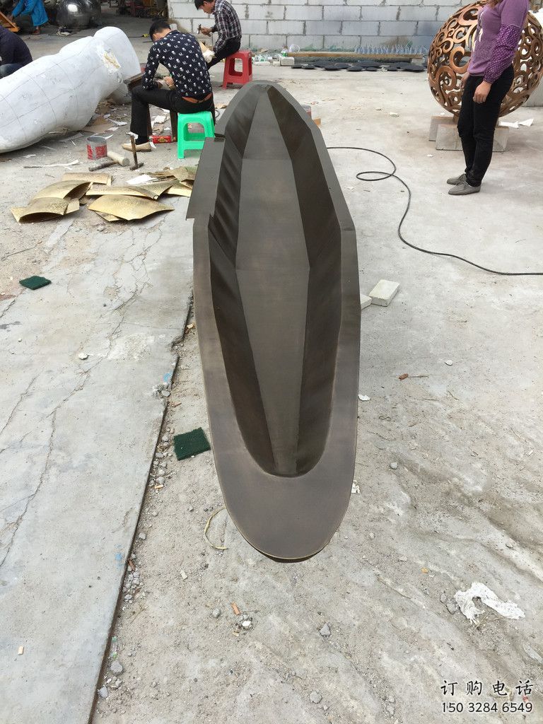戶外帆船雕塑廠家 噴漆仿古小品 現(xiàn)代不銹鋼帆船雕塑