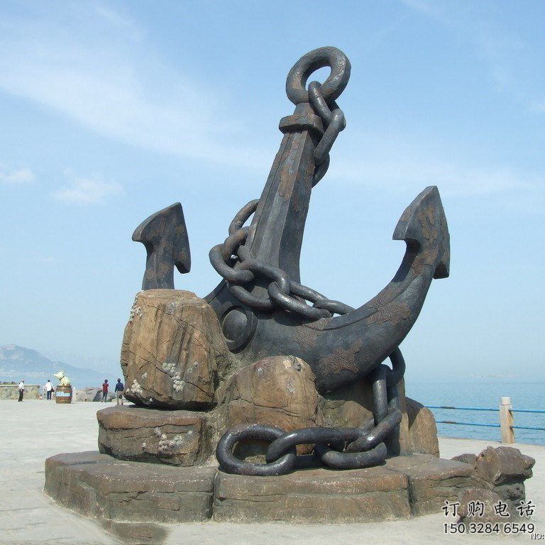 別墅區(qū)船舵雕塑廠家 大型擺件 創(chuàng)意不銹鋼船舵雕塑生產(chǎn)
