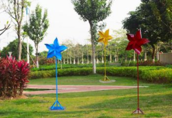草地風車雕塑廠家 現(xiàn)代公園小品 大型不銹鋼風車雕塑生產(chǎn)