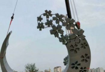 歐式月牙形雕塑廠家 抽象擺件 現(xiàn)代不銹鋼月牙形雕塑生產