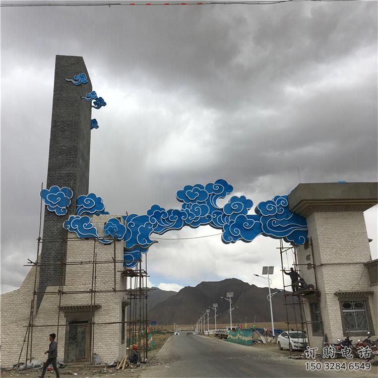 中式云朵雕塑廠家 現(xiàn)代公園小品 創(chuàng)意不銹鋼云朵雕塑生產(chǎn)