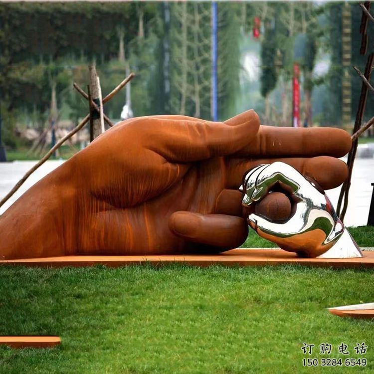 創(chuàng)意手勢(shì)雕塑廠家 公園小品 大型不銹鋼手勢(shì)雕塑廠