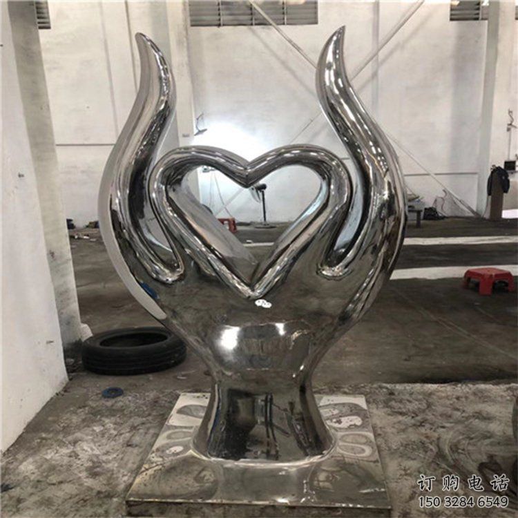 現(xiàn)代心心相印雕塑廠家 大型別墅區(qū)鏡面擺件 現(xiàn)代心心相印雕塑廠家 大型別墅區(qū)鏡面擺件