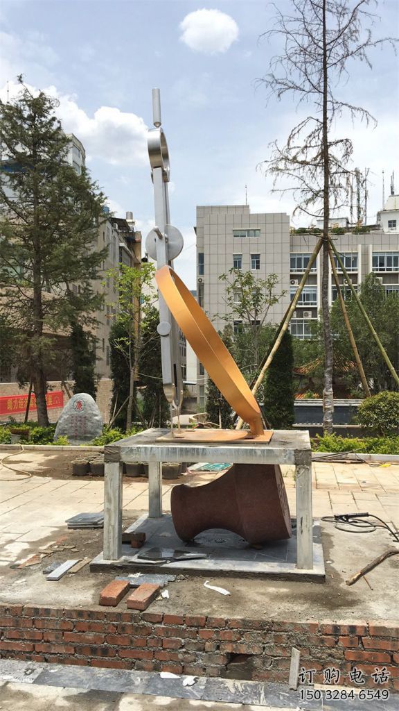 異形圓規(guī)雕塑廠家 現(xiàn)代小品 廣場不銹鋼圓規(guī)雕塑廠