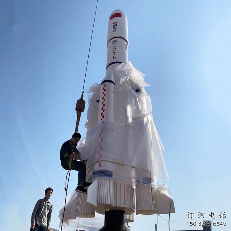 抽象火箭雕塑廠家 現(xiàn)代小品 戶外不銹鋼火箭雕塑定做