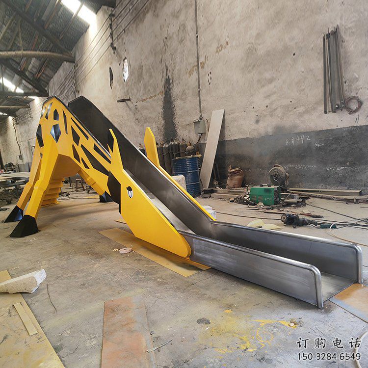 大型滑梯雕塑廠家 抽象卡通小品 公園不銹鋼滑梯雕塑生產(chǎn)