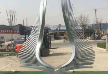 拉絲風箏雕塑廠家 鏤空創(chuàng)意擺件 別墅區(qū)不銹鋼風箏雕塑廠