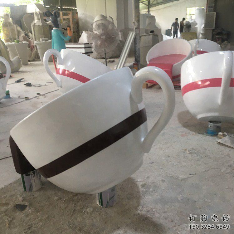 房地產(chǎn)咖啡杯雕塑廠家 彩繪公園擺件 大型咖啡杯雕塑價(jià)格