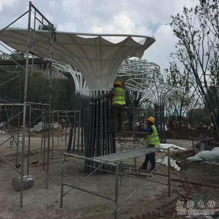 公園花傘雕塑廠家 戶(hù)外擺件 大型不銹鋼花傘雕塑定制