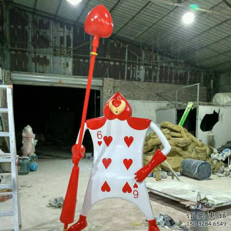噴漆撲克雕塑廠家 中式村口小品 草地?fù)淇说袼軓S