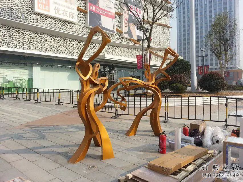 異形女性雕塑廠(chǎng)家  烤漆小品  不銹鋼抽象女性雕塑廠(chǎng)