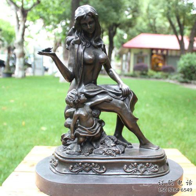 廣場(chǎng)母愛(ài)雕塑廠家 戶外小品  現(xiàn)代不銹鋼母愛(ài)雕塑廠
