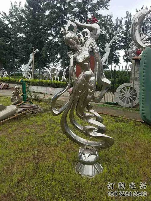 鏡面仙女雕塑廠家 大型擺件 創(chuàng)意不銹鋼仙女雕塑廠 鏡面仙女雕塑廠家 大型擺件 創(chuàng)意不銹鋼仙女雕塑廠