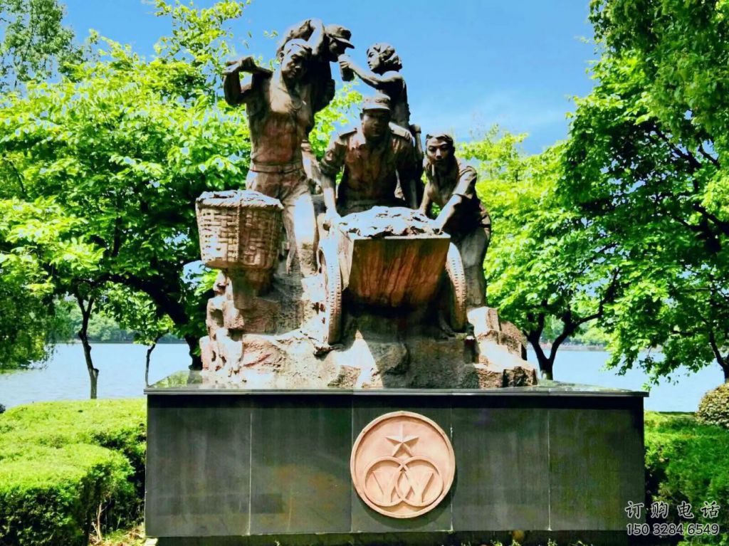 農(nóng)村擁軍雕塑廠家 草地?cái)[件 烤漆擁軍雕塑制作 農(nóng)村擁軍雕塑廠家 草地?cái)[件 烤漆擁軍雕塑制作
