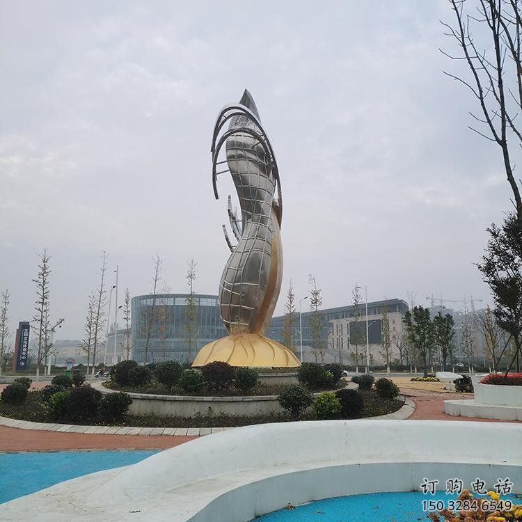 現(xiàn)代雙魚雕塑廠家 大型別墅區(qū)擺件  創(chuàng)意不銹鋼雙魚雕塑小品