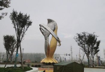 步行街雙魚雕塑廠家 游樂(lè)場(chǎng)小品 鑄造不銹鋼雙魚雕塑擺件