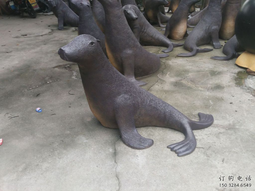 田間海豹雕塑價(jià)格 彩繪仿真雕塑 園林?jǐn)[件