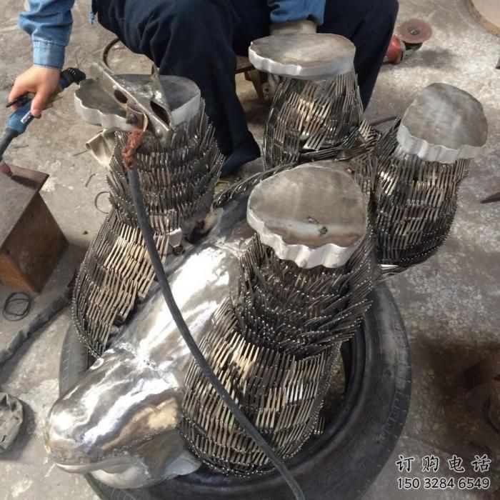 江蘇農(nóng)村猩猩雕塑，發(fā)光主題，噴砂工藝