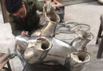 遼寧步行街猩猩雕塑，景觀主題，鍛造工藝