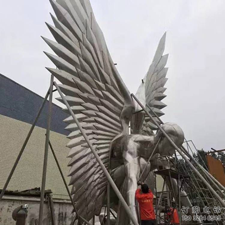 房地產(chǎn)翅膀雕塑廠家，仿古景觀雕塑，噴砂制造