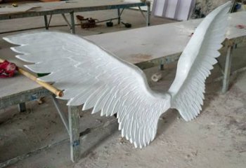 公園翅膀雕塑廠家，噴砂發(fā)光雕塑，鍛造工藝