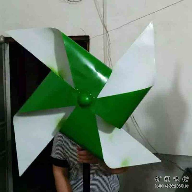 公園風(fēng)車雕塑特點(diǎn) 創(chuàng)意企業(yè)旋轉(zhuǎn)雕塑 美陳旋轉(zhuǎn)雕塑