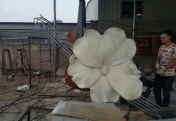 預定幾何指環(huán)雕塑 發(fā)光公園戒指環(huán)雕塑 大門口標識雕塑制作