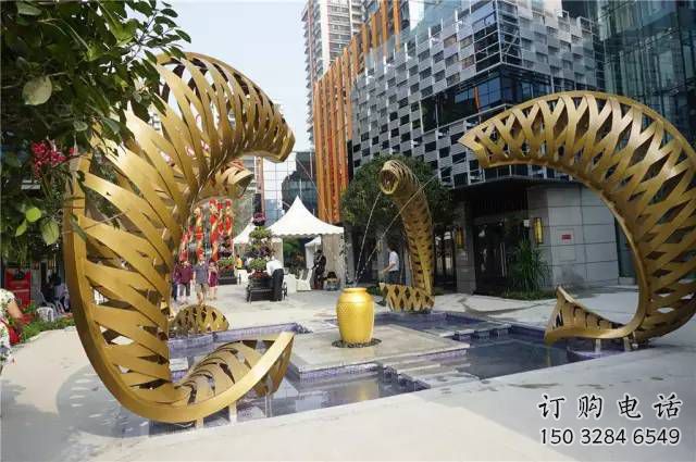 鏤空魚噴泉雕塑，噴水形式設(shè)計，地面旱泉雕塑小品