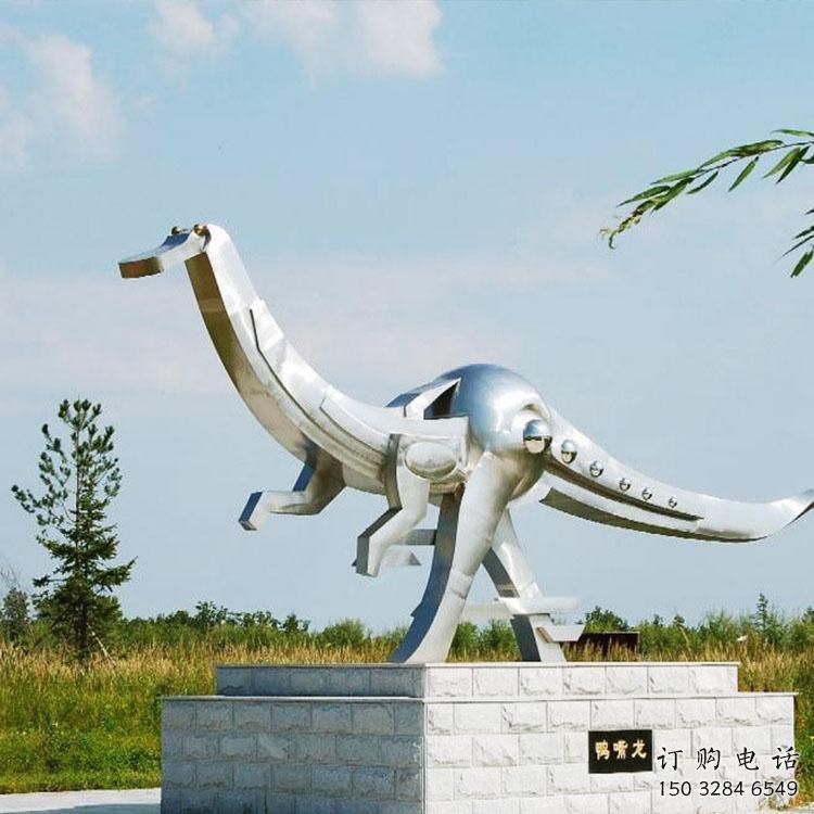 恐龍雕塑標(biāo)準(zhǔn)，廣場(chǎng)雕塑，鏡面恐龍雕塑廠家