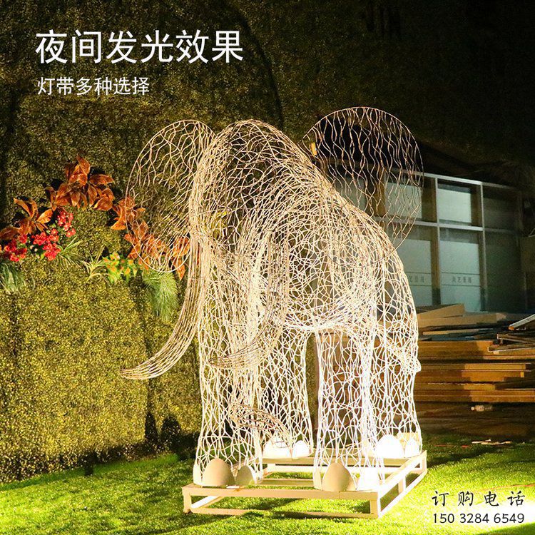 燈光大象雕塑定制，小區(qū)雕塑，鏤空大象雕塑提供