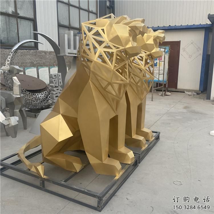 現(xiàn)代獅子雕塑定制，中式工藝，景觀不銹鋼獅子雕塑優(yōu)價